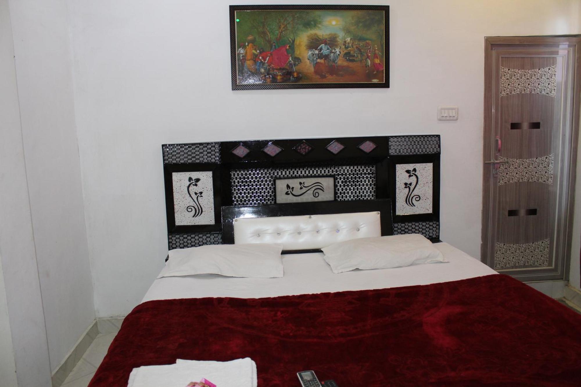 Hotel Sunset Orchha Extérieur photo